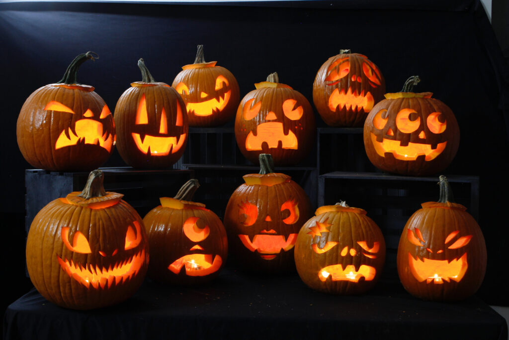 Top 10 Best Pumpkin Carving Ideas For Halloween 2025