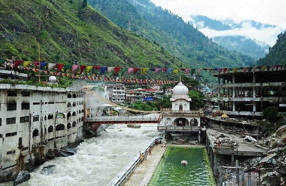 Top 10 Best Tourist Places In Himachal Pradesh