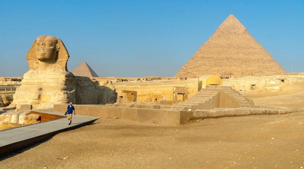 3. The Pyramids Were Already Ancient by Cleopatra’s Time​